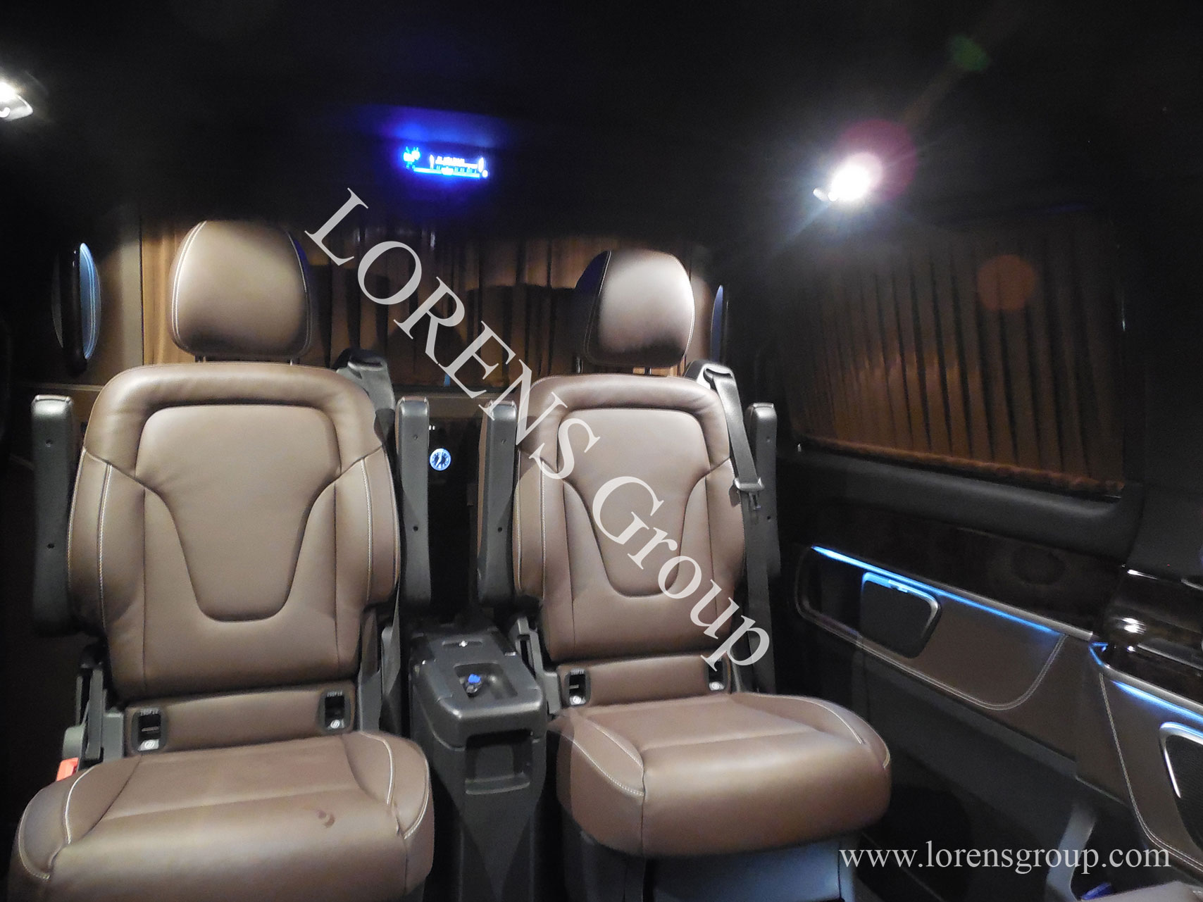 Удобные кресла в Mercedes V-class VIP Business